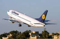 D-ABES @ LMML - B.737