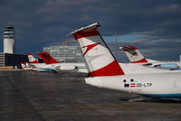 OE-LTP @ VIE - Austrian Arrows Dash 8-300 - by Yakfreak - VAP