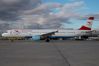 OE-LBB @ VIE - Austrian Airlines Airbus 321