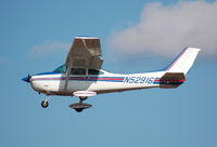 N52916 @ KASH - Final to 32 - by Nick Michaud