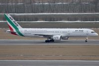 EI-IGC @ VIE - Air Italy 757-200