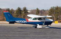 N6700H @ KASH - Cessna waiting in line for 32 - by Nick Michaud