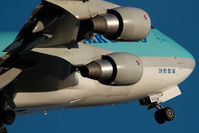HL7602 @ VIE - Korean Air Boeing 747-400 - by Yakfreak - VAP