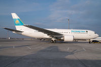 UN-B6701 @ VIE - Kazakstan Government Boeing 767-200 - by Yakfreak - VAP