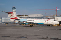 OE-LFJ @ VIE - Austrian Arrows Fokker 70 - by Yakfreak - VAP