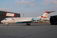 OE-LFH @ VIE - Austrian Arrows Fokker 70 - by Yakfreak - VAP