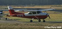 N72FB @ PVG - Turning onto the end of the runway