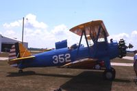 N9046V @ EOK - At the liason bird fly in