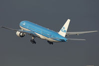 PH-BQL @ AMS - good by Kaagbaan - by Gerhard Vysocan - VAP
