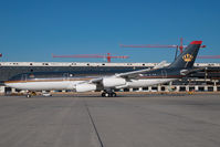JY-ABH @ VIE - Jordan Government Airbus 340-200 - by Yakfreak - VAP
