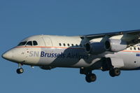 OO-DJV @ EBBR - descending to rwy 25L