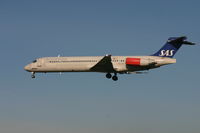 SE-DIF @ EBBR - arrival of flight SK593 from CPH