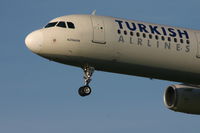 TC-JRA @ BRU - arrival of flight TK1939