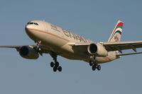 A6-EYG @ BRU - A330-243