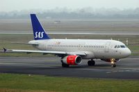 OY-KBP @ DUS - Airbus A319-132 - by Volker Hilpert