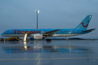 G-BYAE @ VIE - Thomsonfly Boeing 757-200 - by Yakfreak - VAP