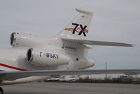 F-WSKY @ VIE - Falcon 7X