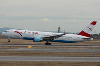 OE-LAW @ VIE - Austrian Airlines Boeing 767-300 - by Yakfreak - VAP