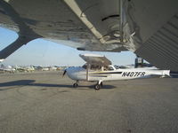 N407FR - 7FR at TOA Fuel Pit - by COOL LAST SAMURAI