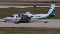 N208CL @ HOU - Landing on 35 - by Michael Bludworth