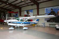 N2483Q @ KLAL - Cessna 182