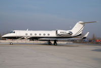 N305TC @ VIE - Universal Aviation Gulfstream 4 - by Yakfreak - VAP