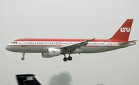 D-ALTI @ DUS - Airbus A320-214 - by Volker Hilpert