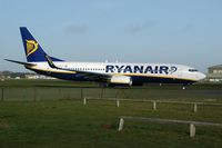 EI-DLY @ BOH - RYANAIR 737-800