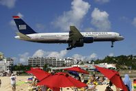 N205UW @ SXM - visitor