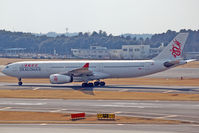 B-HYI @ NRT - Taxiing to the gate - by Micha Lueck
