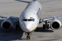 EI-DCI @ SZG - Ryanair 737-800 - by Andy Graf-VAP
