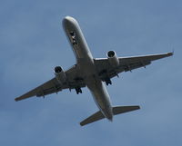 N41140 @ MCO - Continental - by Florida Metal