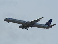 N57863 @ MCO - Continental