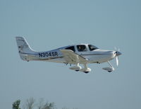 N304SR @ DAB - SR-22 - by Florida Metal