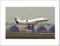 N614RD @ HAN - Angelina Jolie's private aircraft leaving NoiBai International airport carrying with her new adopted child, Pax Thien - by Hoàng Hà