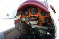N82MK @ C77 - DH-82A