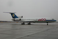 RA-85847 @ VIE - Airlines 400 Tupolev 154 - by Yakfreak - VAP