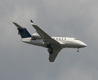 N903DD @ MCO - CL600