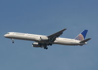 N57863 @ MCO - Continental