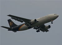 N166UP @ MCO - UPS - by Florida Metal