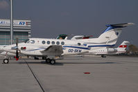 OO-SKM @ VIE - Sky Service Beech 200 King Air