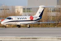 OY-JPJ @ VIE - North Flying C650