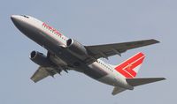 OE-LNN @ VIE - Austrian B 737 in color ex Lauda - by Dieter Klammer