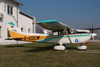 D-EDCW @ VIE - Cessna 172 - by Yakfreak - VAP