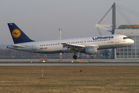 D-AIPH @ MUC - Lufthansa Airbus A320 - by Thomas Ramgraber-VAP