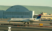 N272SK @ JFK - Taxiing in from 31R