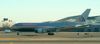 N328AA @ JFK - Landing roll RWY 31R...