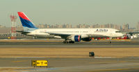 N642DL @ JFK - Taxiing out to 31L