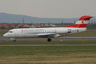OE-LFR @ LOWW - Still in old livery. - by Stefan Rockenbauer