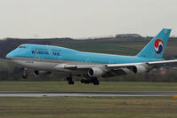 HL7607 @ LOWW - Flight KE937 from Incheon. - by Stefan Rockenbauer
